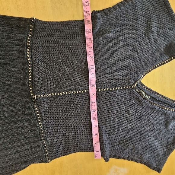 Love Stitch Net Weave Crotchet Sweater Black Size S - Picture 8 of 13